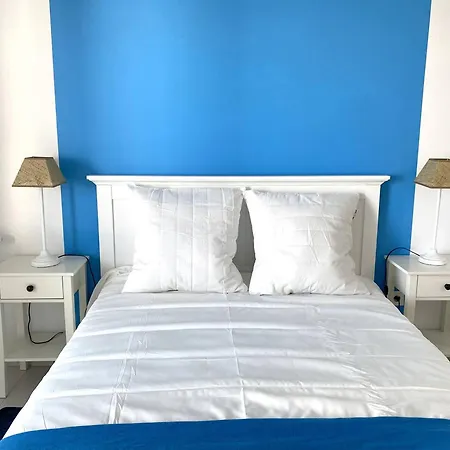 T2 2* Avec Balcon Et Parking à 250m De La - Fr-1-738-37 Appartamento *